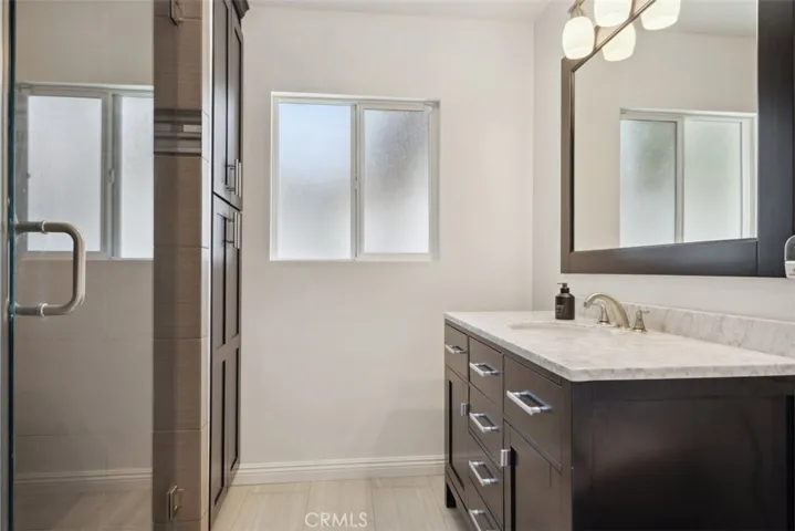 22327 Gifford Street, Canoga Park, California 91303