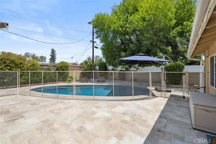 22327 Gifford Street, Canoga Park, California 91303