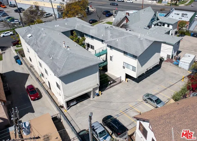 1922 S Hobart Boulevard, Los Angeles, California 90018