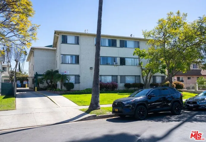 1922 S Hobart Boulevard, Los Angeles, California 90018