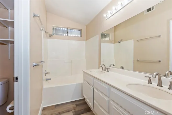 2742 W Sunnyview Drive, Rialto, California 92377