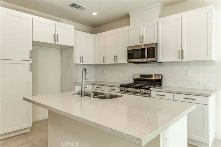 3620 S Allston Paseo 5, Ontario, California 91761