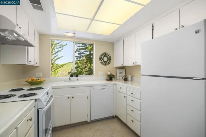 1129 Avenida Sevilla 6c, Walnut Creek, California 94595