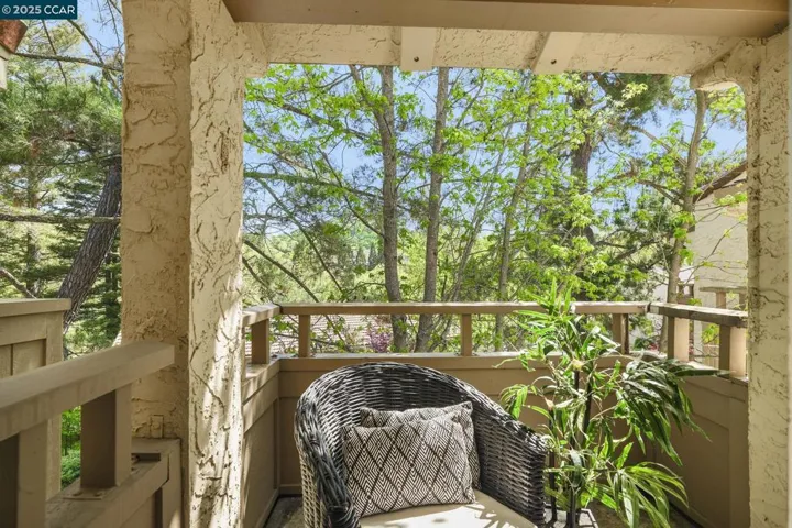 1129 Avenida Sevilla 6c, Walnut Creek, California 94595