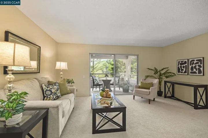 1129 Avenida Sevilla 6c, Walnut Creek, California 94595