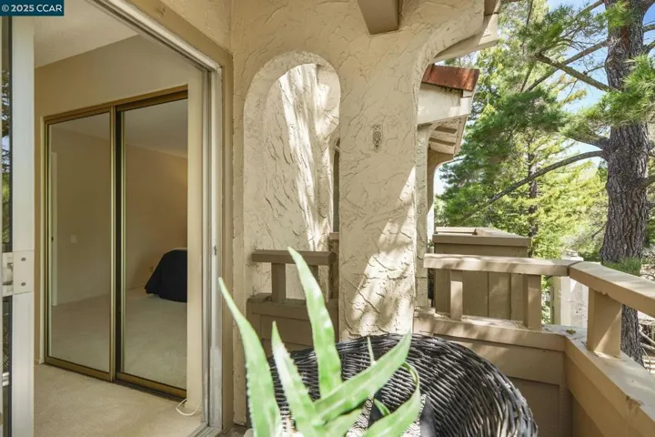 1129 Avenida Sevilla 6c, Walnut Creek, California 94595