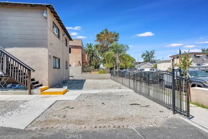 6709 Lemp Avenue, North Hollywood, California 91606
