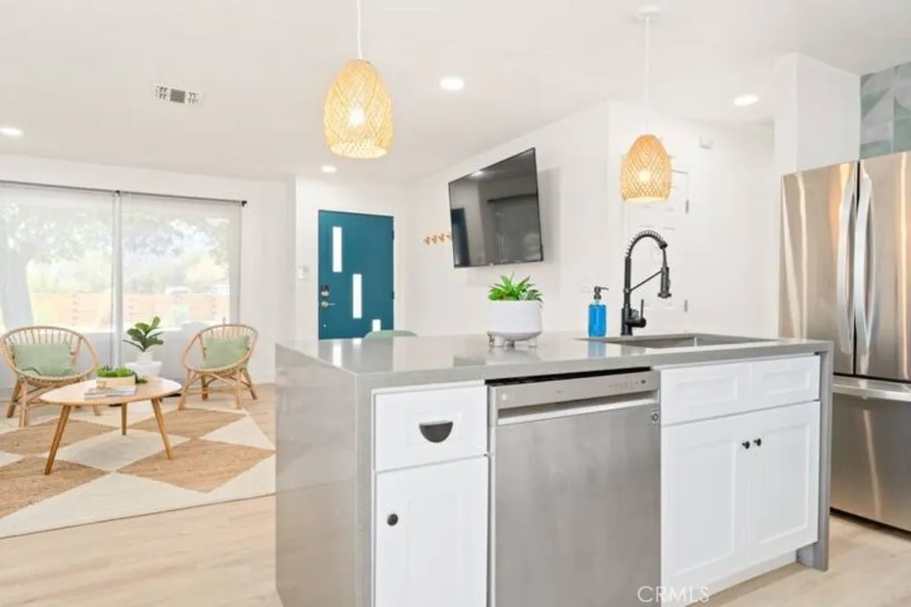 61938 Oleander Drive, Joshua Tree, California 92252 home-pic-5