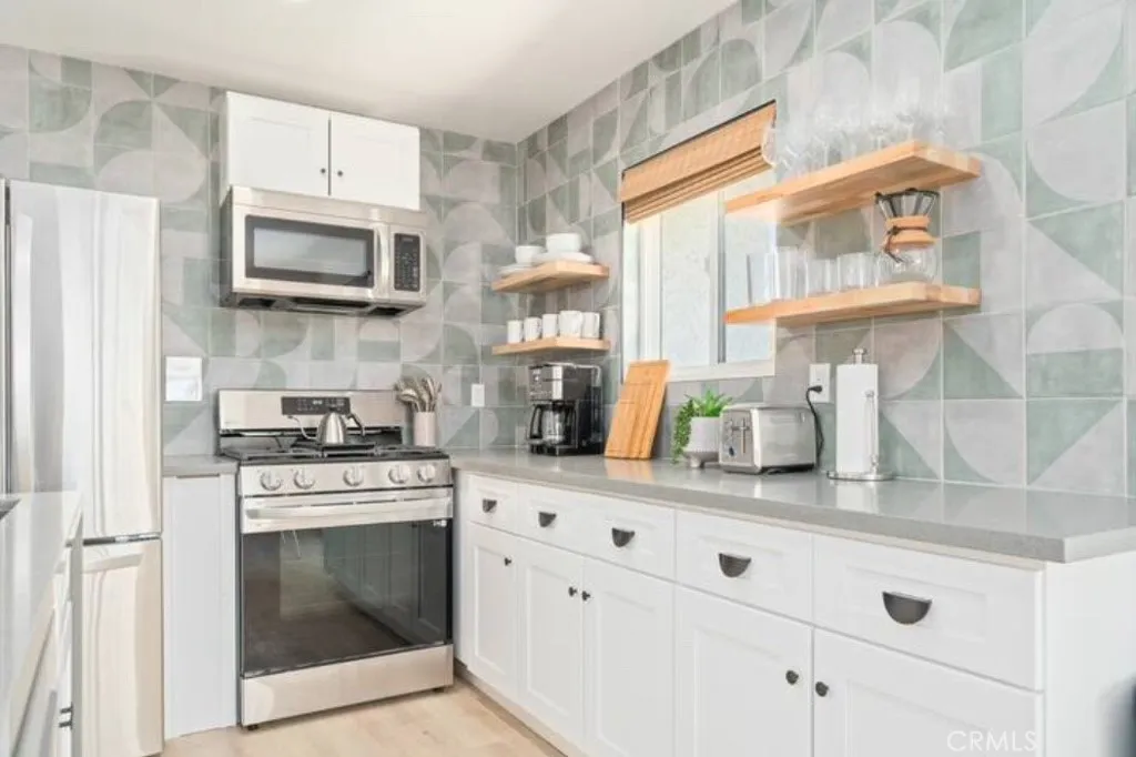 61938 Oleander Drive, Joshua Tree, California 92252 home-pic-1