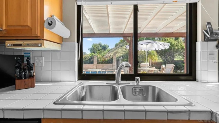 3131 Casa Bonita Dr, Bonita, California 91902
