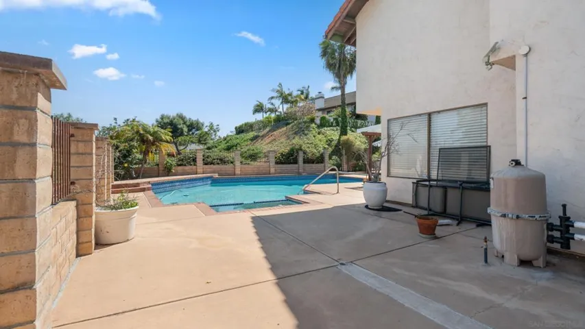 3131 Casa Bonita Dr, Bonita, California 91902
