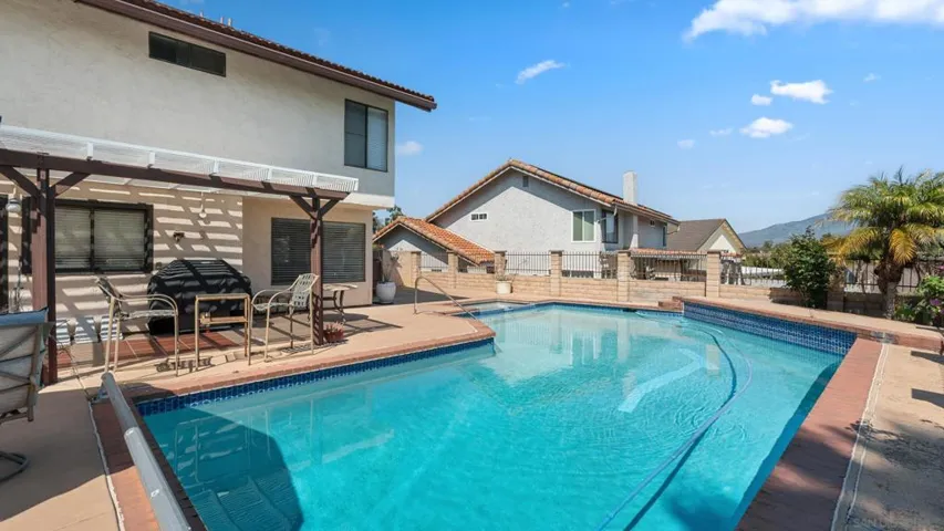 3131 Casa Bonita Dr, Bonita, California 91902