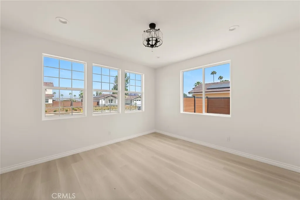 5979 Copperfield Avenue, Riverside, California 92506 home-pic-14