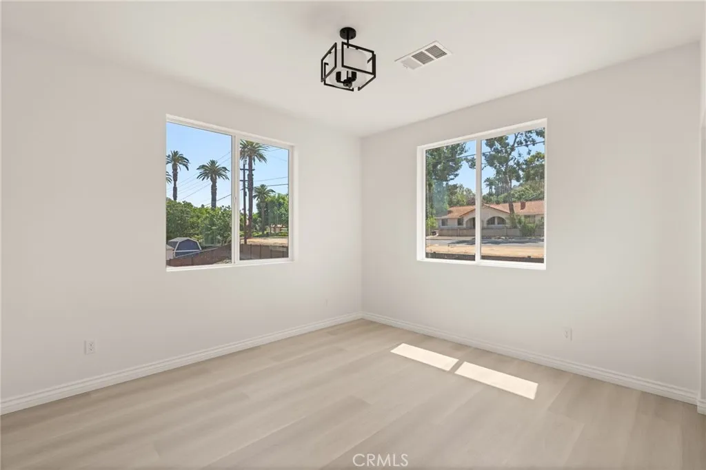5979 Copperfield Avenue, Riverside, California 92506 home-pic-29