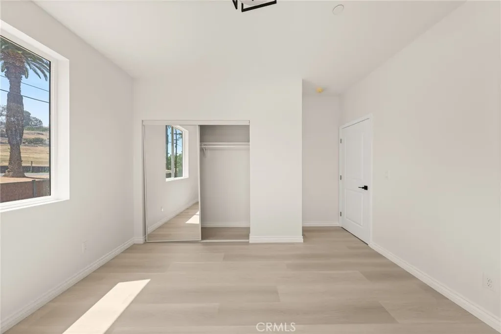 5979 Copperfield Avenue, Riverside, California 92506 home-pic-30