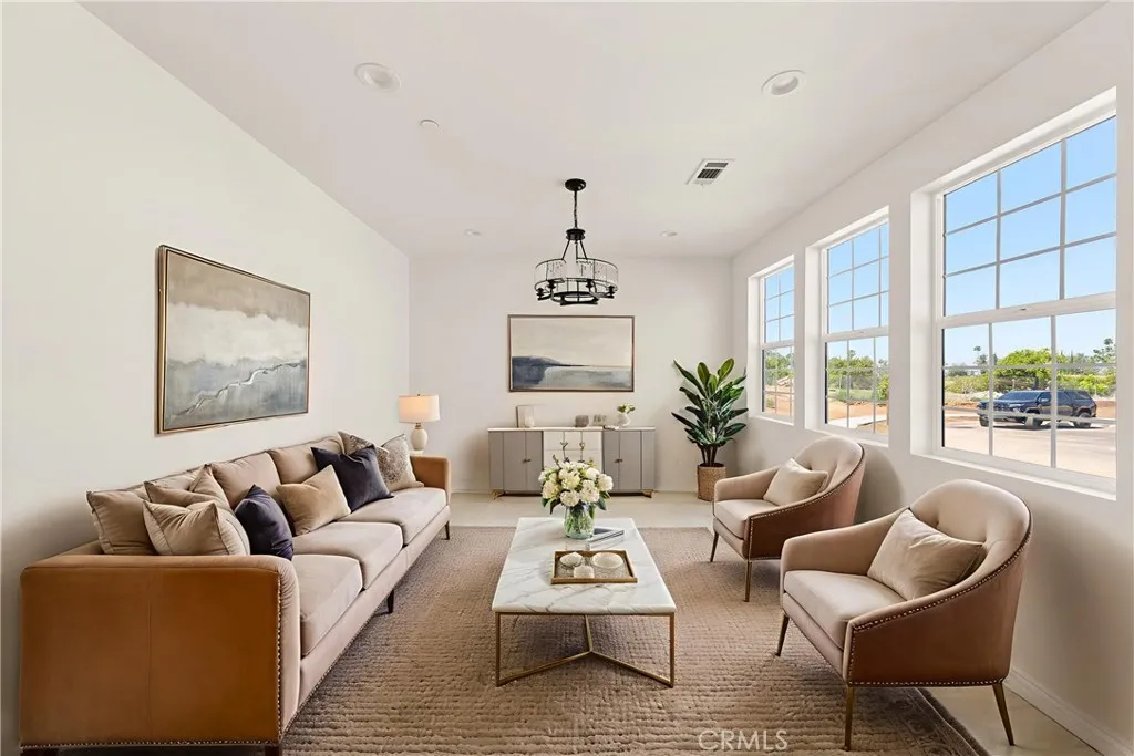 5979 Copperfield Avenue, Riverside, California 92506 home-pic-8