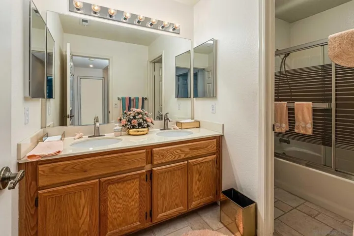 13250 Villa Monte, Lakeside, California 92040