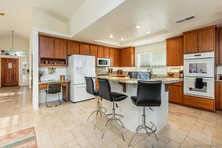 13250 Villa Monte, Lakeside, California 92040