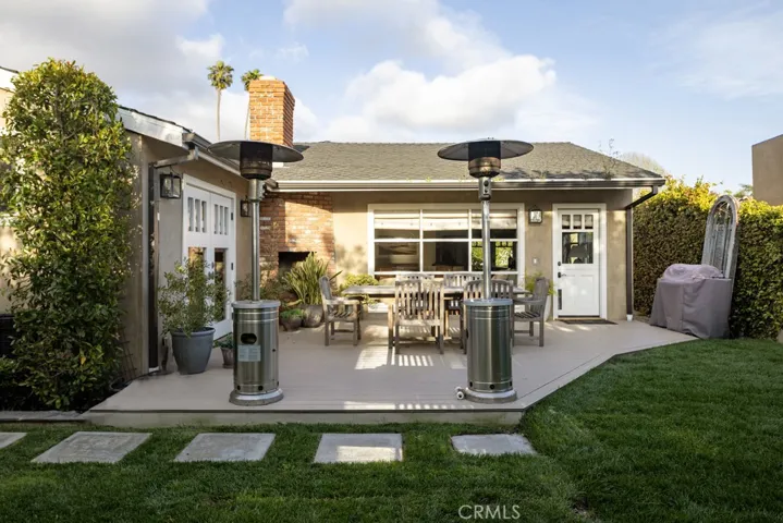 531 De Anza Drive, Corona Del Mar, California 92625