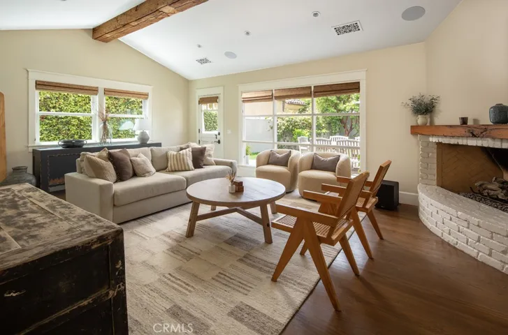 531 De Anza Drive, Corona Del Mar, California 92625
