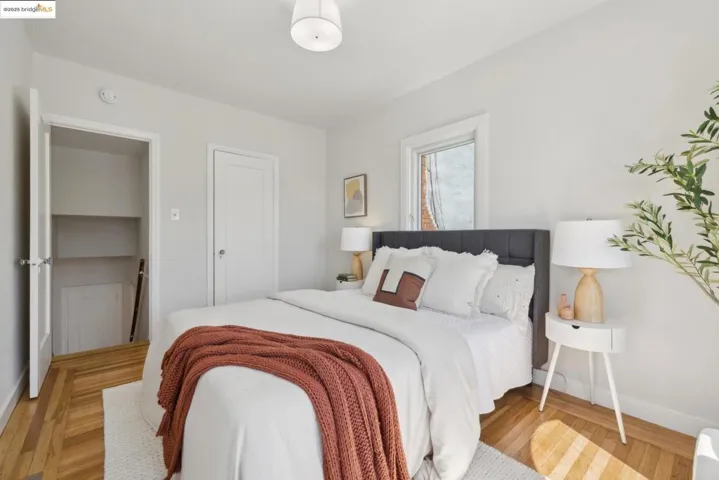 5725 Alta Punta Ave, El Cerrito, California 94530