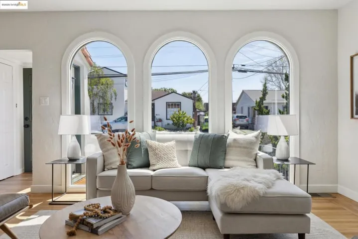 5725 Alta Punta Ave, El Cerrito, California 94530