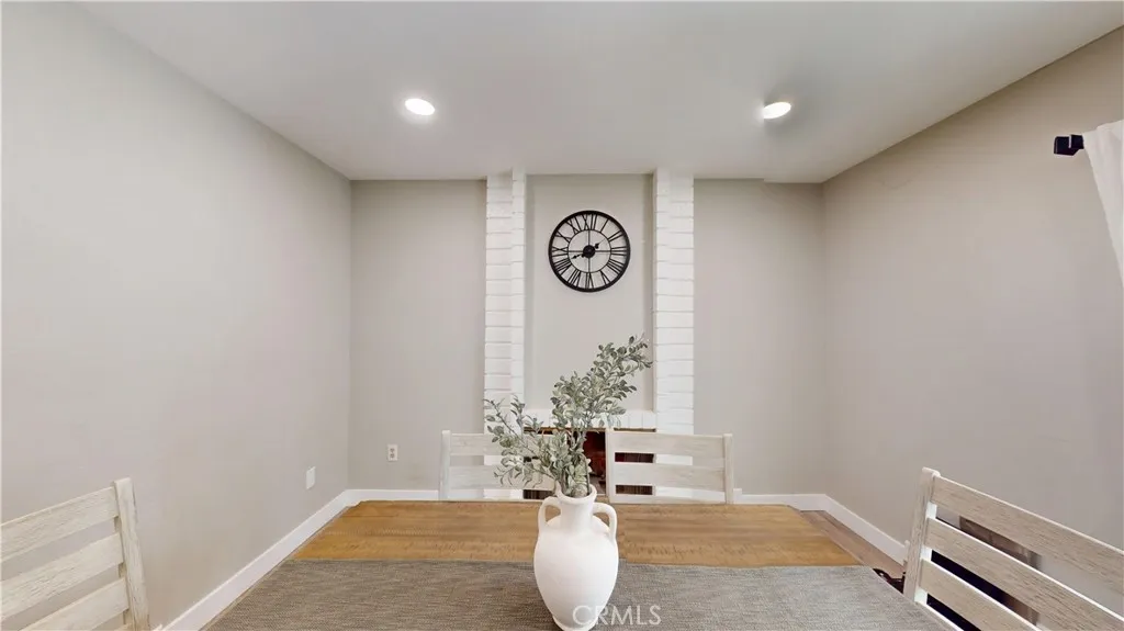 1486 Baird Street, Corona, California 92882 home-pic-16