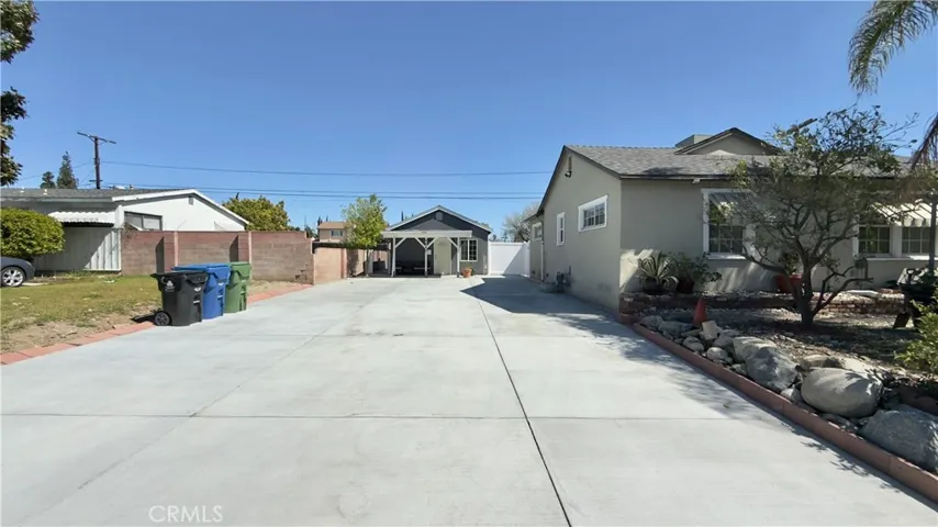 9840 Natick Avenue, North Hills, California 91343