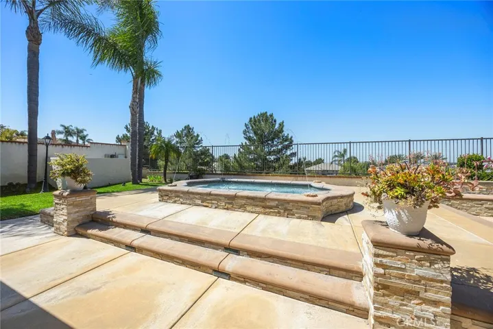 5475 Vista Del Mar, Yorba Linda, California 92887