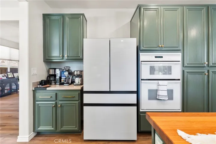 29381 Oakmont Court, Murrieta, California 92563
