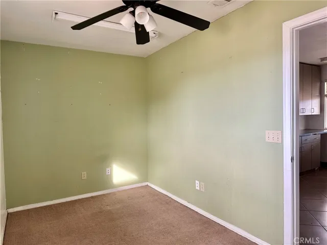 15160 Flathead Road, Apple Valley, California 92307