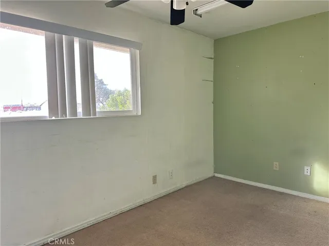 15160 Flathead Road, Apple Valley, California 92307