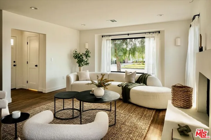 3840 S Norton Avenue, Los Angeles, California 90008