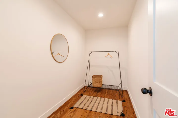 3840 S Norton Avenue, Los Angeles, California 90008