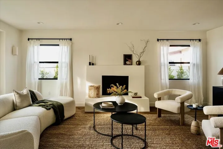 3840 S Norton Avenue, Los Angeles, California 90008