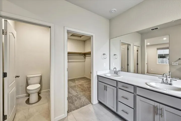 701 Pahl Court, Lincoln, California 95648