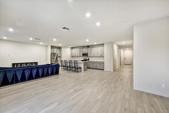 701 Pahl Court, Lincoln, California 95648