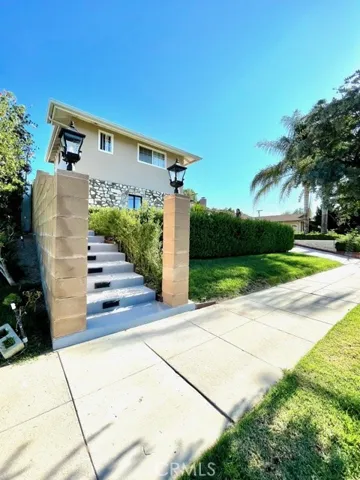 24018 Calvert Street, Woodland Hills, California 91367