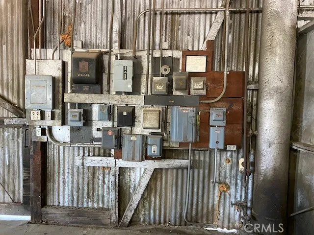 210 W Glenn Avenue, Coalinga, California 93210