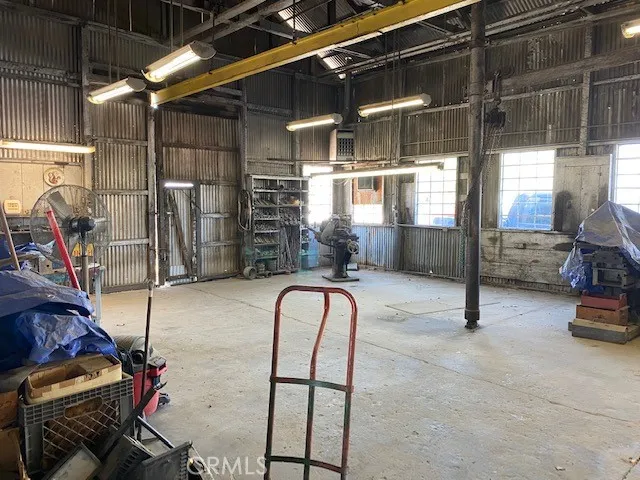 210 W Glenn Avenue, Coalinga, California 93210