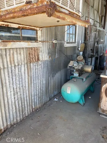 210 W Glenn Avenue, Coalinga, California 93210