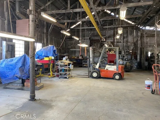 210 W Glenn Avenue, Coalinga, California 93210