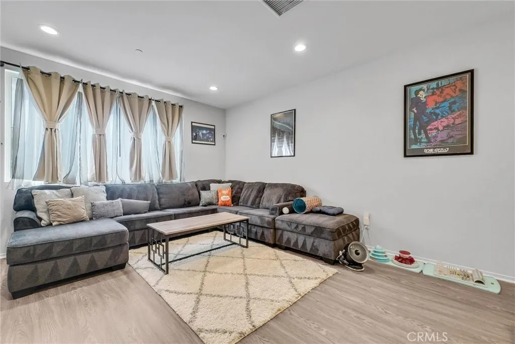 8441 Explorer Street, Chino, California 91708 home-pic-5