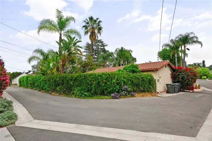 1339 La Loma Drive, Redlands, California 92373