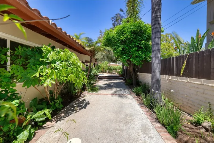 1339 La Loma Drive, Redlands, California 92373