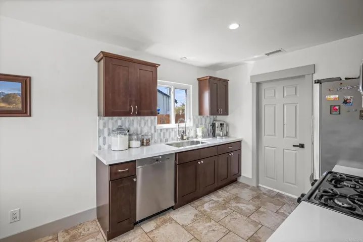 7029 Jamacha Rd, San Diego, California 92114