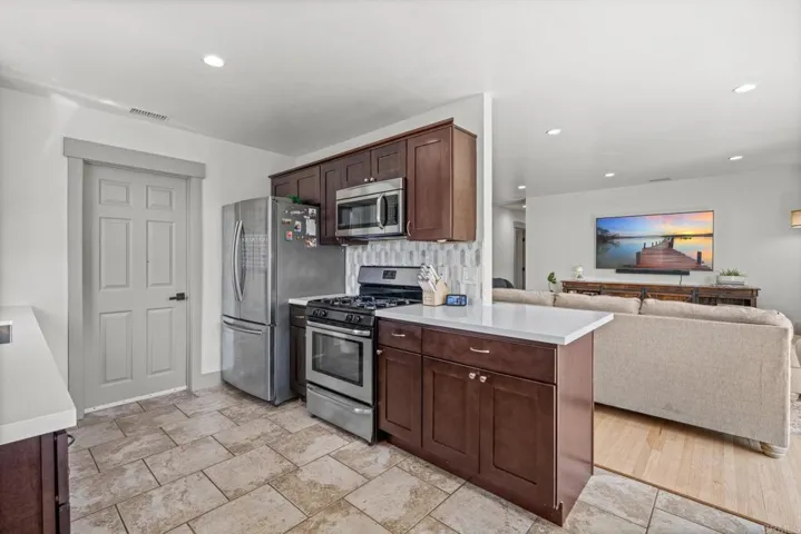 7029 Jamacha Rd, San Diego, California 92114
