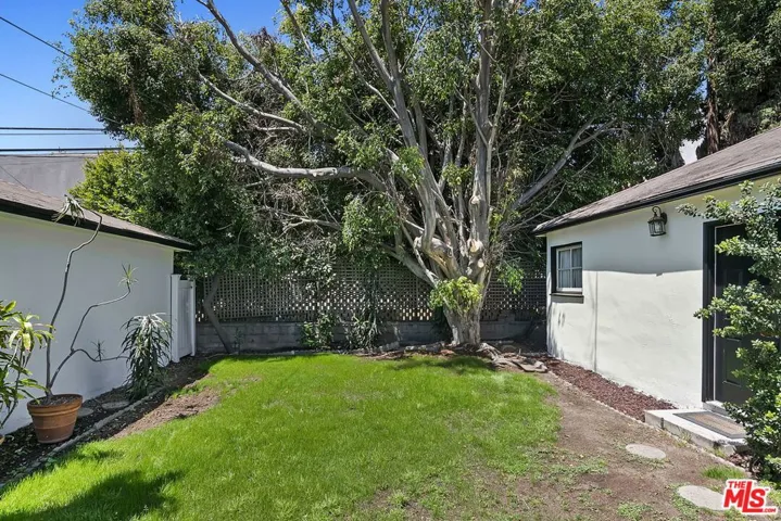 2519 Bentley Avenue, Los Angeles, California 90064