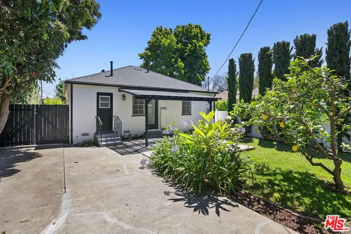 2519 Bentley Avenue, Los Angeles, California 90064