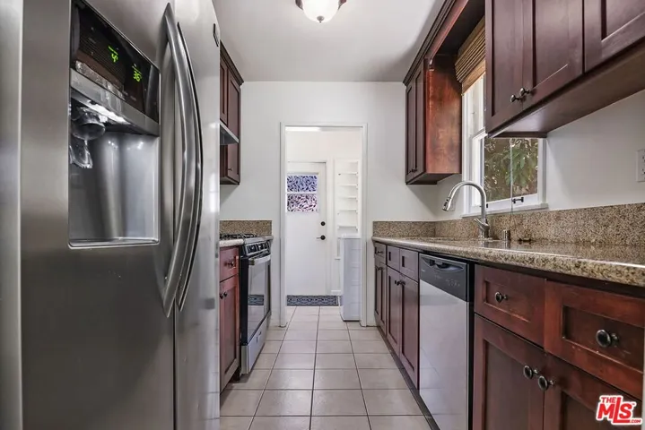2519 Bentley Avenue, Los Angeles, California 90064